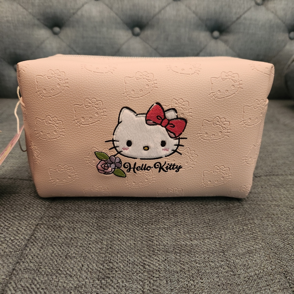 Primark Hello Kitty Pink Cosmetic Bag